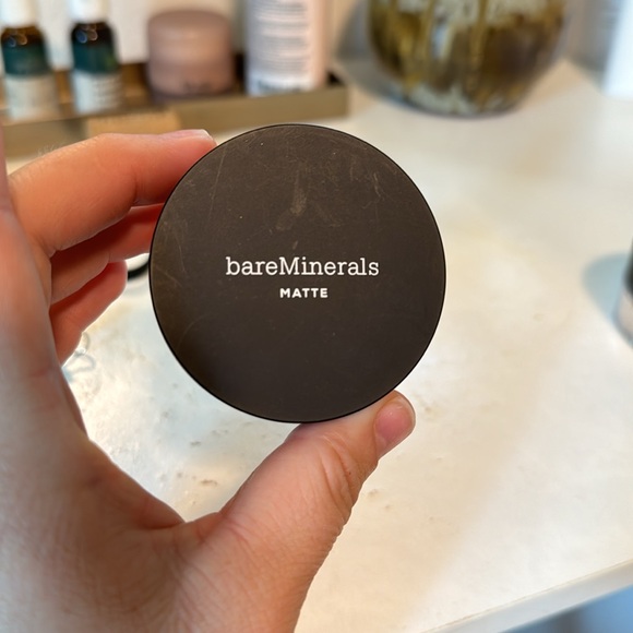 Brand new - BareMinerals Matte Powder Foundation Fairly Light 03 - Picture 2 of 4